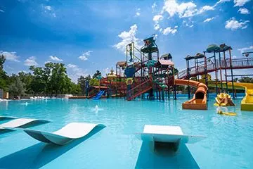 Азовский - курортный комплекс в Крыму
