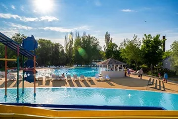 Азовский - курортный комплекс в Крыму