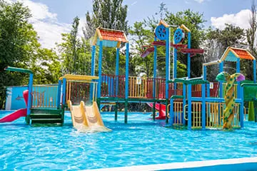 Азовский - курортный комплекс в Крыму