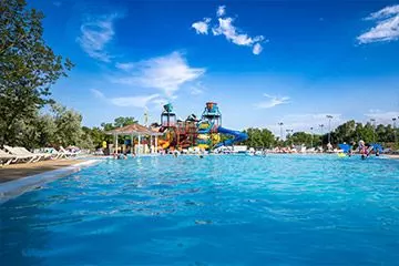 Азовский - курортный комплекс в Крыму