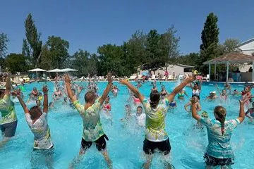 Азовский - курортный комплекс в Крыму