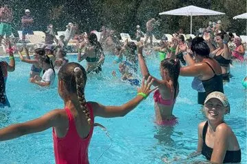 Азовский - курортный комплекс в Крыму