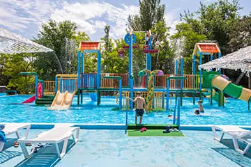 Азовский - курортный комплекс в Крыму