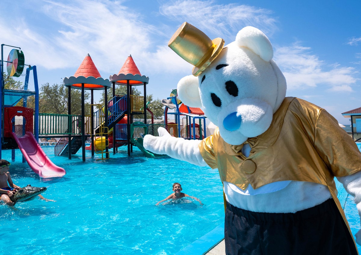 АзовЛенд отель на берегу моря Крым