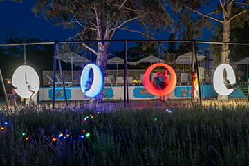 Курортный комплекс Азовский вечером