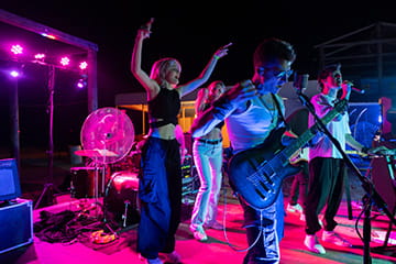 Курортный комплекс Азовский вечером